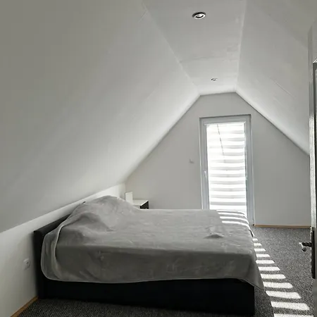 Akish Villa *