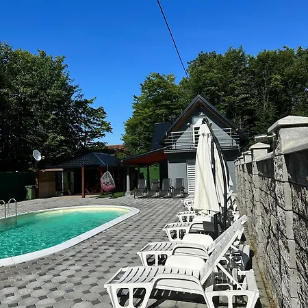 Akish Villa